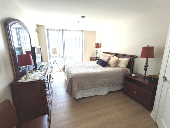 175 Blossom St Unit GO ID1059123P