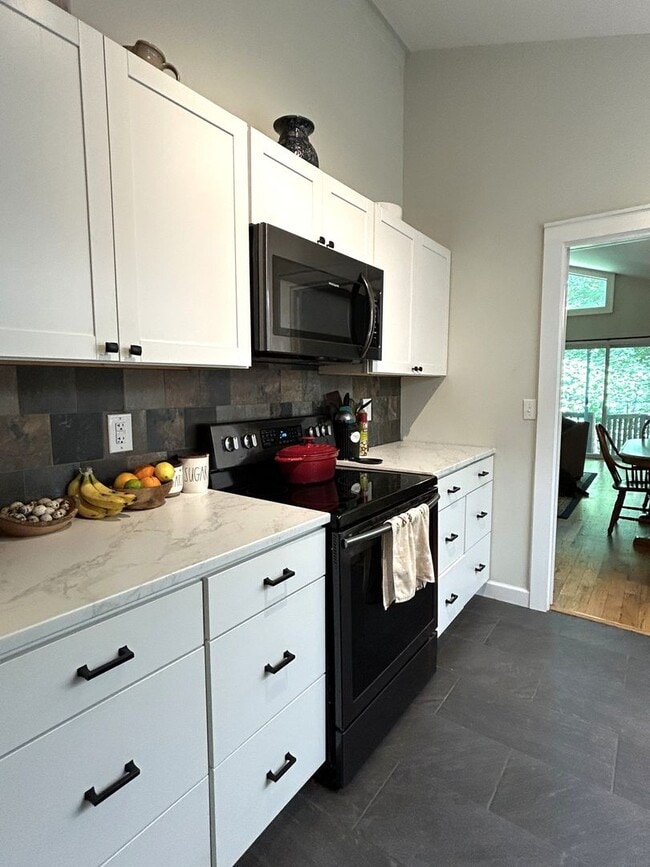 Photo - Spacious 3BR/2BA Home Near Downtown Boone ...