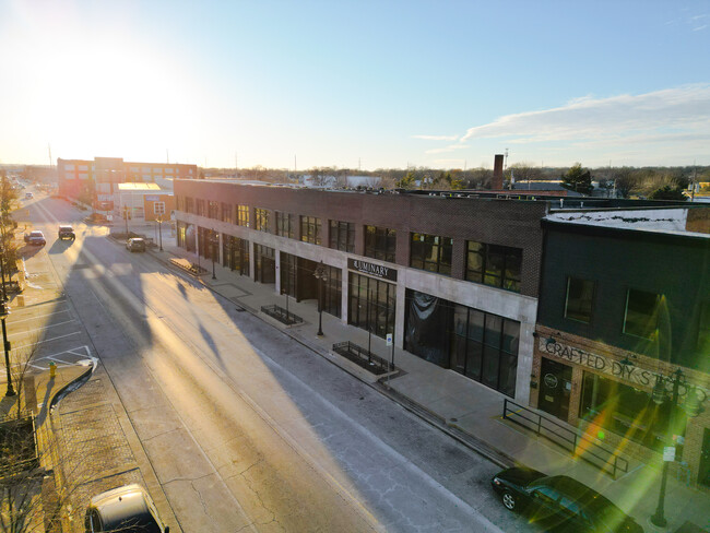 Building Photo - Adams Street Center Rental