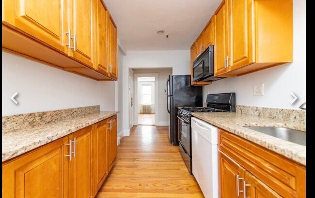 Photo - 276 Chestnut Hill Ave