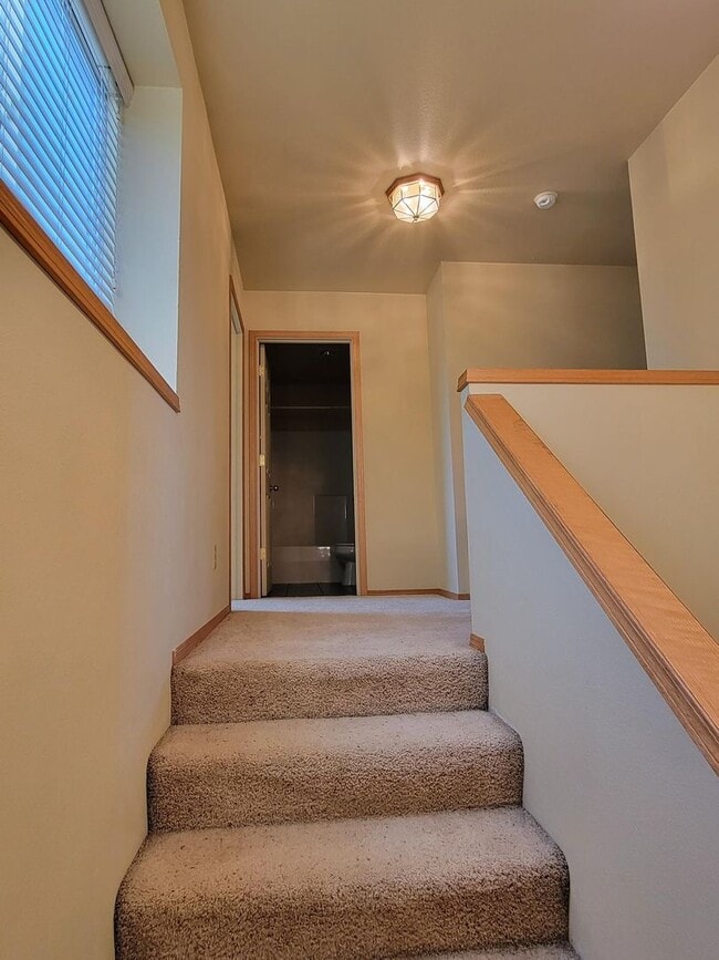Photo - 3 Bedroom, 2.5 Bathroom Townhouse