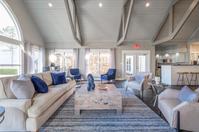 Perimeter Lakes Apartments