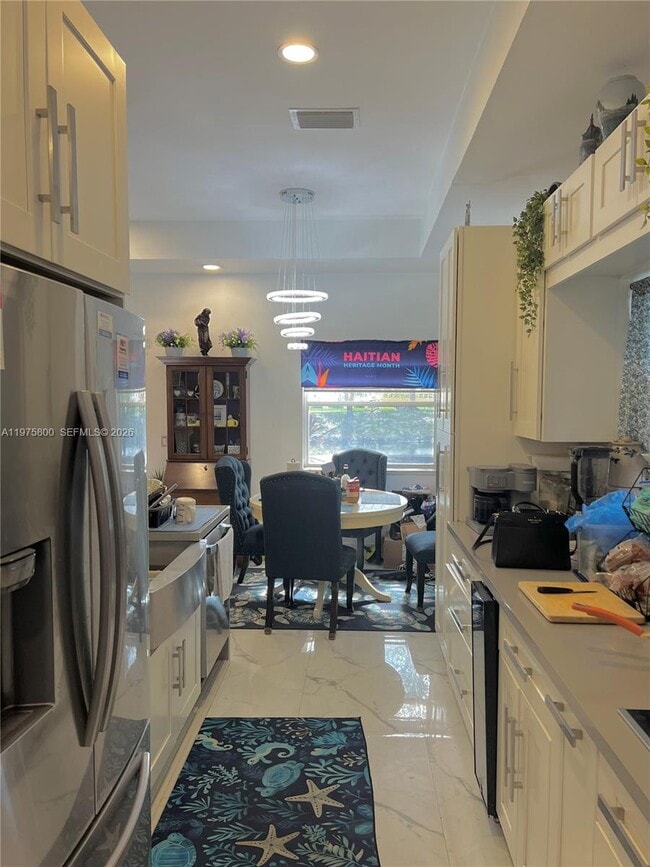 Photo - 8320 SW 12th St