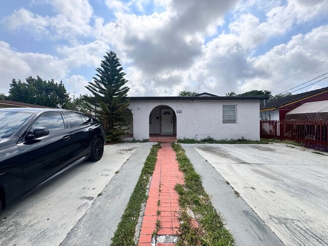 Photo - 1041 NW 32nd Pl