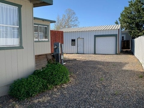 Photo - 907 Garnet Ct