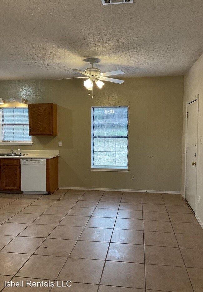 Photo - 3 br, 2 bath House - 3502 Water Street