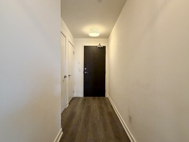 Photo - 200-200 Sackville St