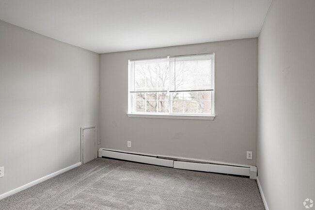 Coventry Place Apartments