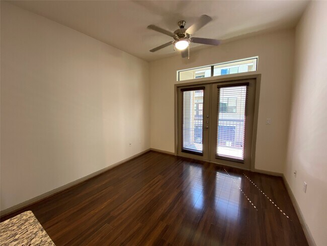 Photo - 2700 Brazos St Unit 4408