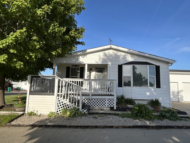 Photo - 649 Bluebird Cir