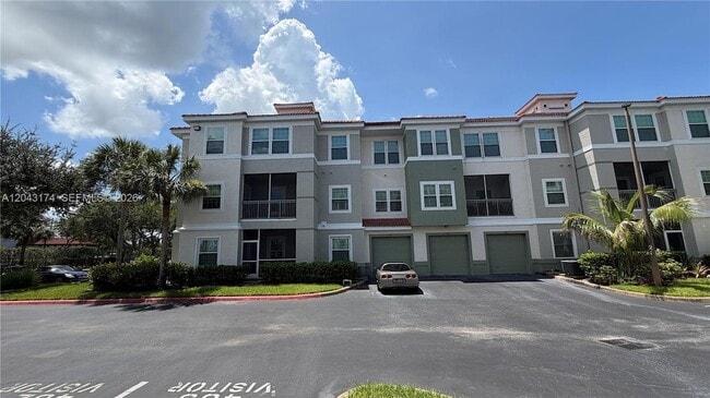 Photo - 23500 Walden Center Dr Unidad 210