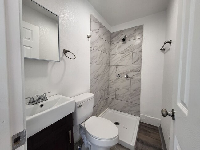 Photo - 82 N Louisiana St Unidad 82 N Louisiana #B