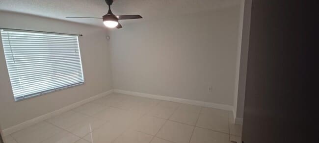 Photo - 19111 Glenmoor Dr
