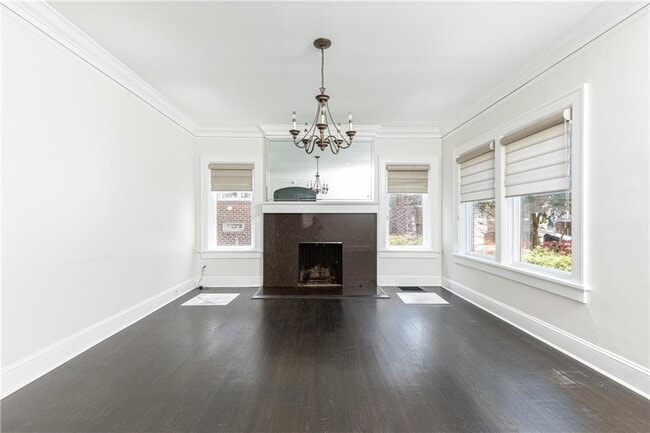 Photo - 1022 Reeder Cir NE