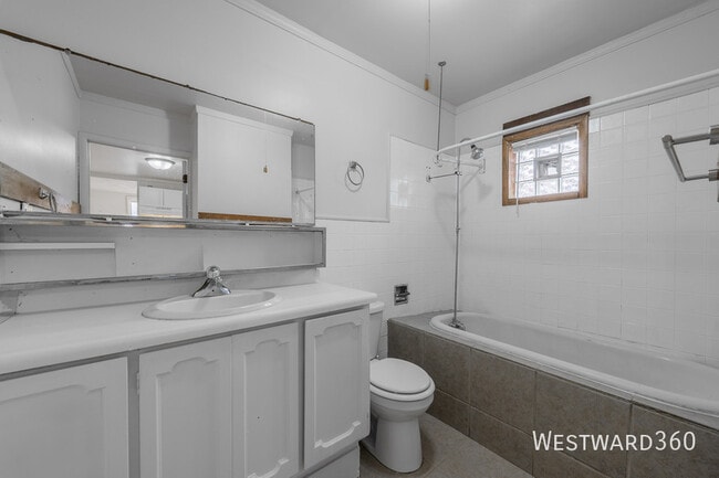 Photo - 4901 Magoun Ave Unidad 1R