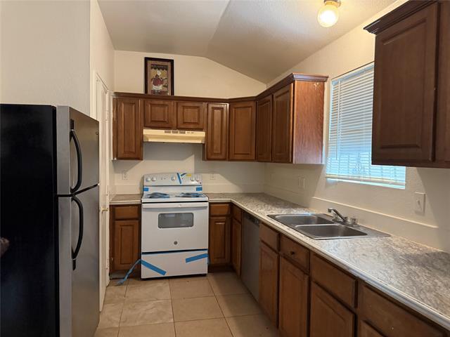 Photo - 216 Creek Cove Dr