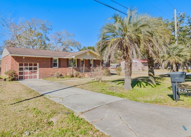 Photo - Charming West Ashley Home