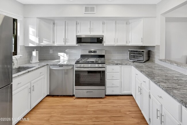 Photo - 51 Queens Way