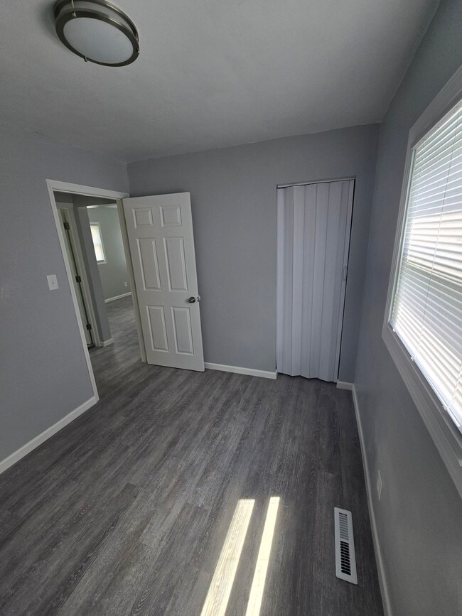 Photo - 1712 Georgia St