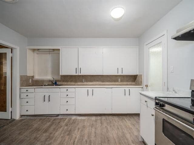 Photo - 9523 Stanley St