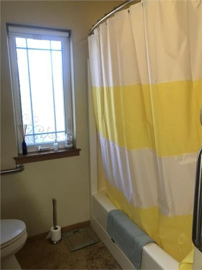 Photo - Wonderful Fully Furnished Cottage in Coupe...