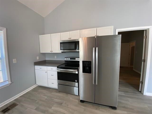 Photo - 1074 S Barksdale St Unidad 1074
