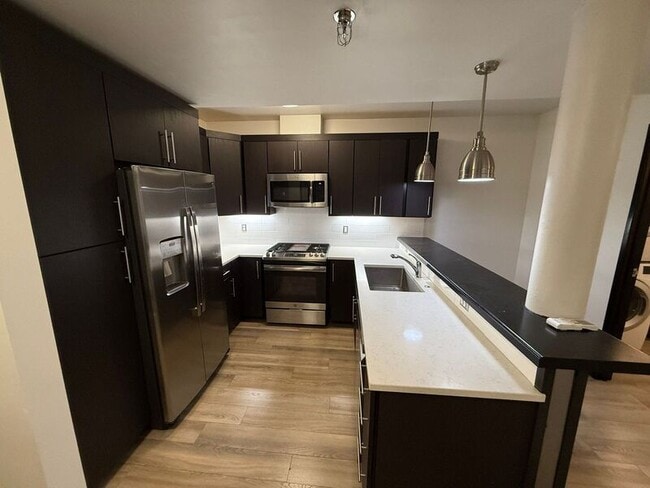 Photo - 160 Liberty St NE Unidad #M30