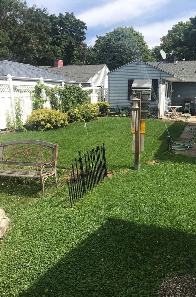 Photo - 3449 S Kansas Ave