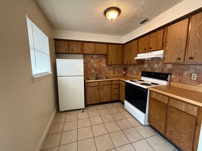 Photo - 3109 Atkinson Ave Unidad Apt 217