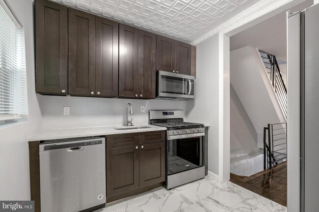 Building Photo - 1921 S Norwood St