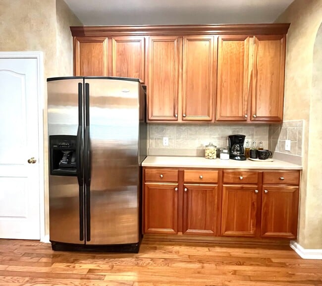 Photo - 1105 Goldenview Ct