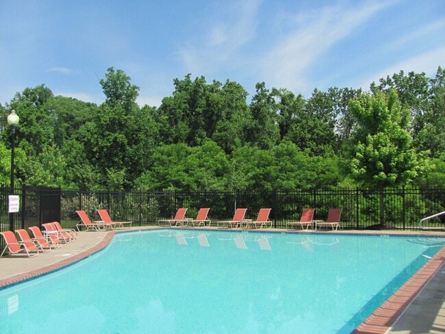 Woodwind Villa Apartments - Woodwind Villa Apartments
