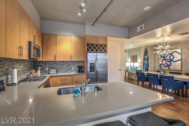 Photo - 353 E Bonneville Ave Unit 1002