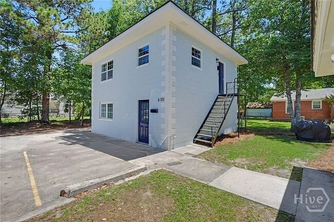 136 W 51st St Unit 136