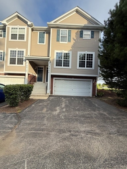 Photo - 2320 Hudson Cir