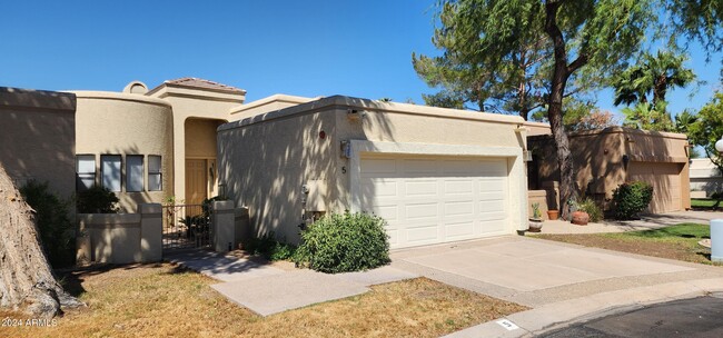 Photo - 8100 Camelback Rd Townhome