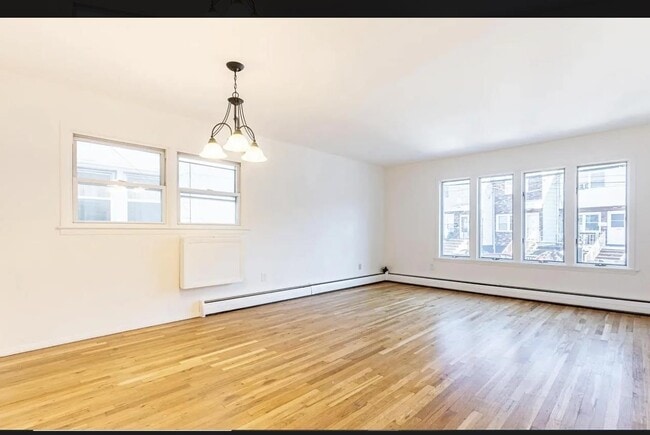 Photo - 136 Suburbia Terrace Unit 1