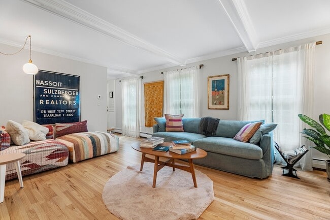 Photo - 156 Concord Dr