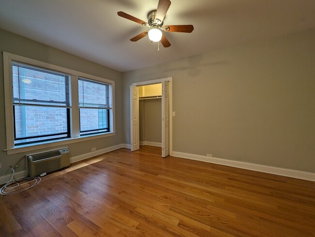 Photo - 832 W Wolfram St Unit 837-304