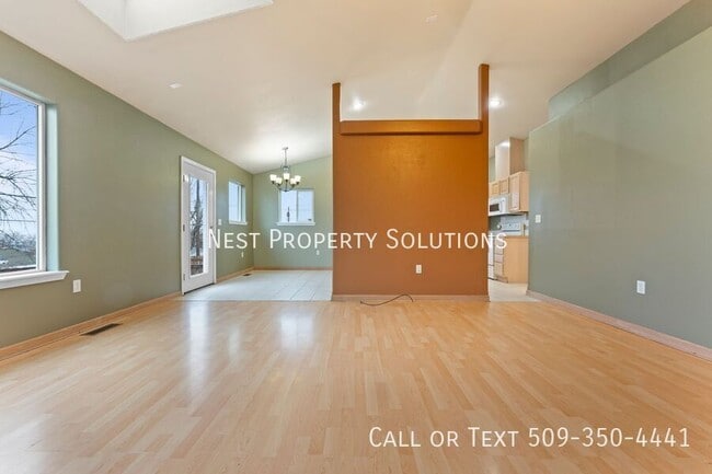 Photo - 1038 S Skyline Dr