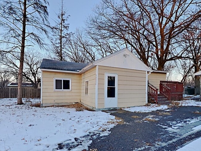 Photo - 10631 Dogwood St NW