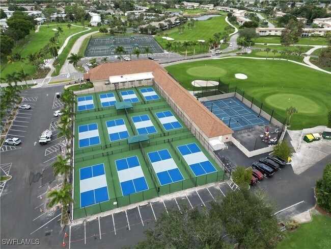 Building Photo - 159 Teryl Rd Unit 2