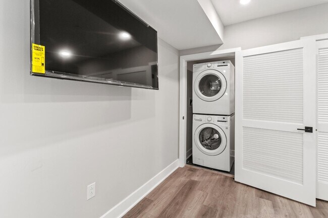 Photo - 520 N 37th St