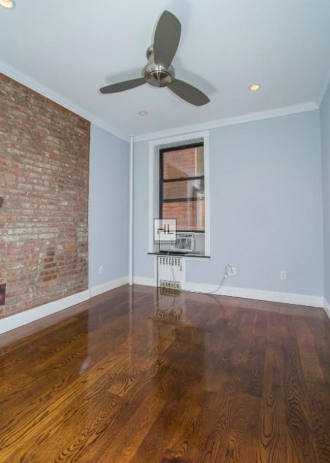 Photo - E 50TH ST. Unit 2B