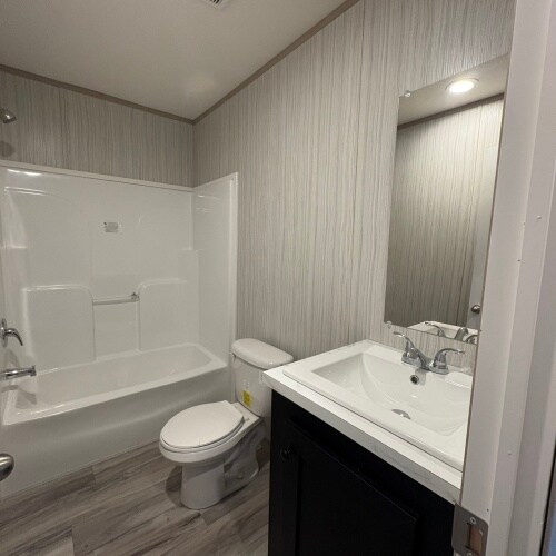 Photo - 2319 Greensburg Rd