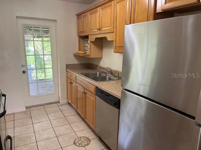 4921 NW 37th Dr