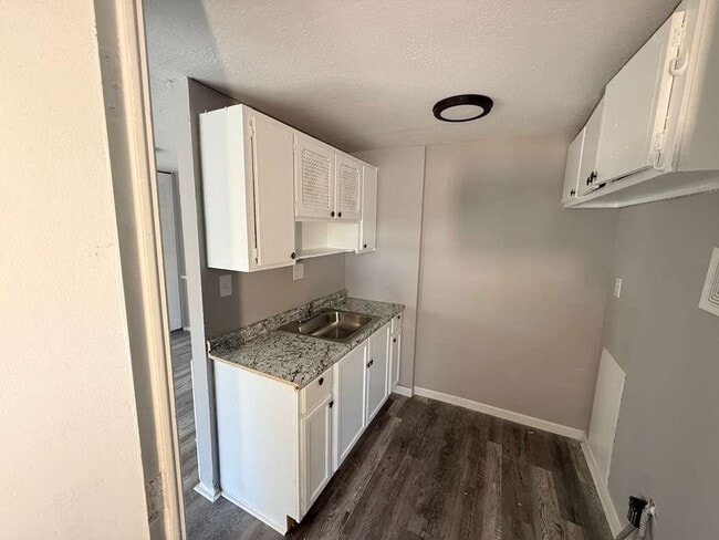 Photo - 13420 Euclid Ave Unidad 213