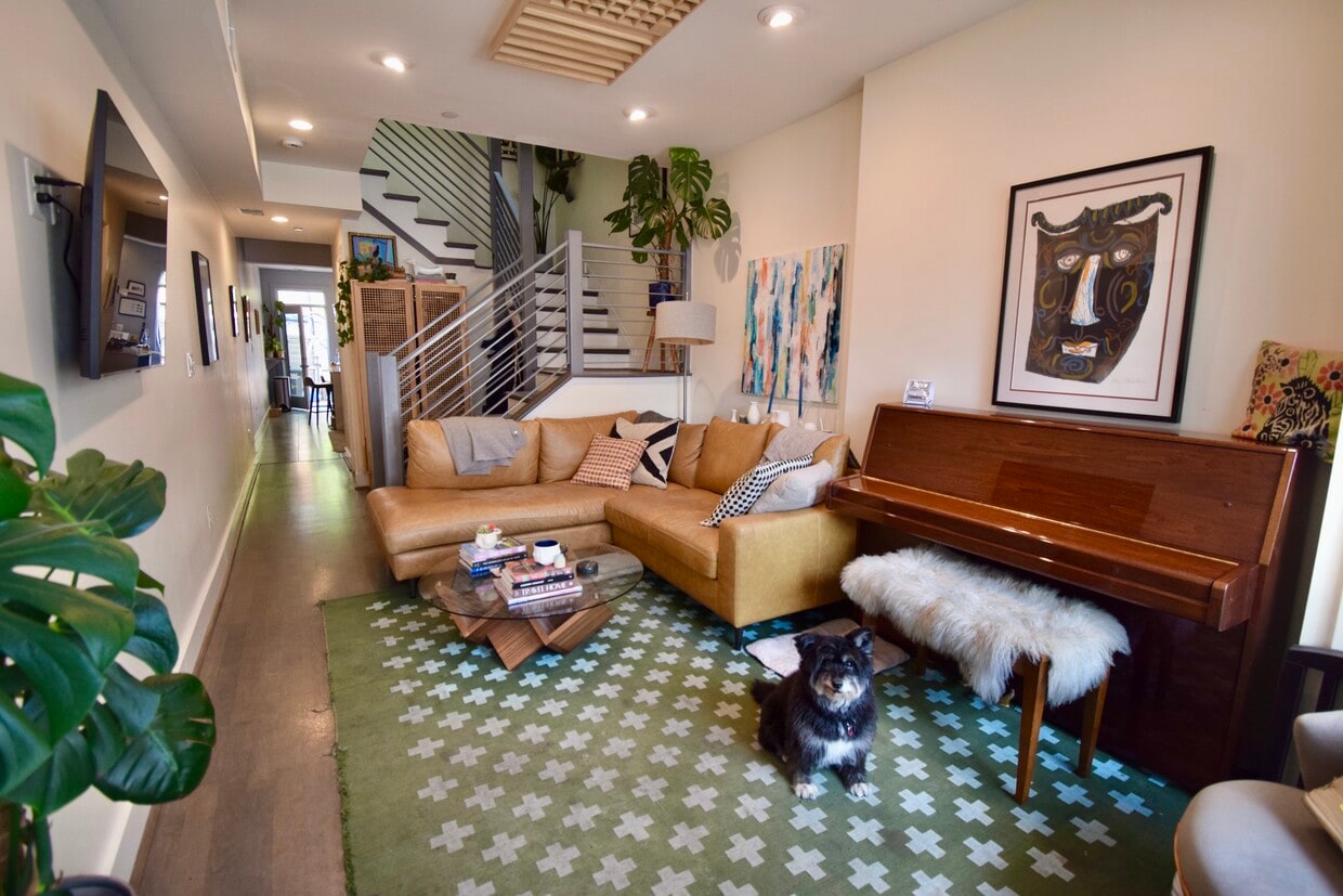 Photo - 415 Richardson Pl NW (Washington, DC)