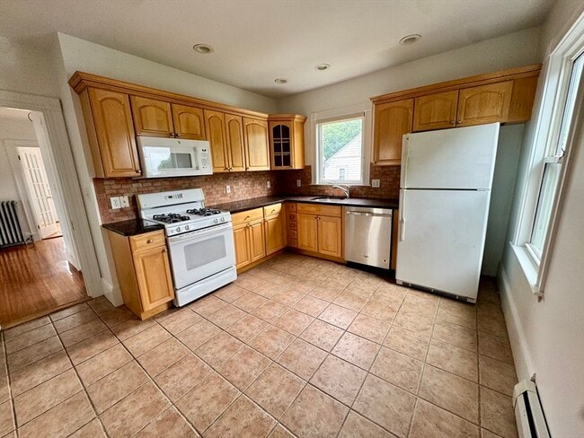 145 Lagrange St Unit 1