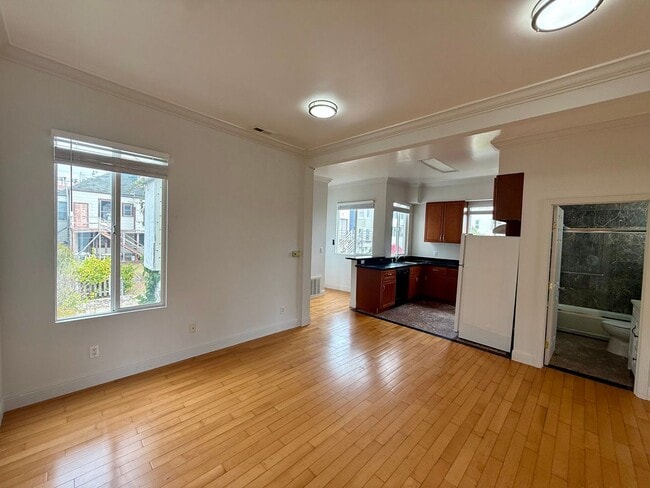 Photo - 2068 McAllister St Unit 2068